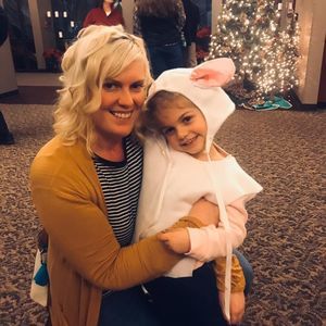 Meet your Posher, Courtney